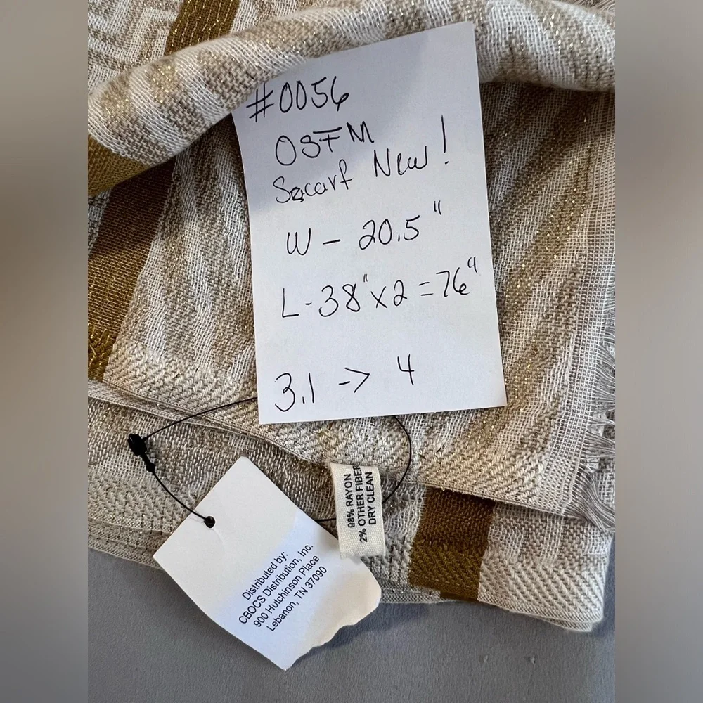OSFM Women’s Blanket Scarf 76”x 20.5” Gold Beige NWT‎ Geometric